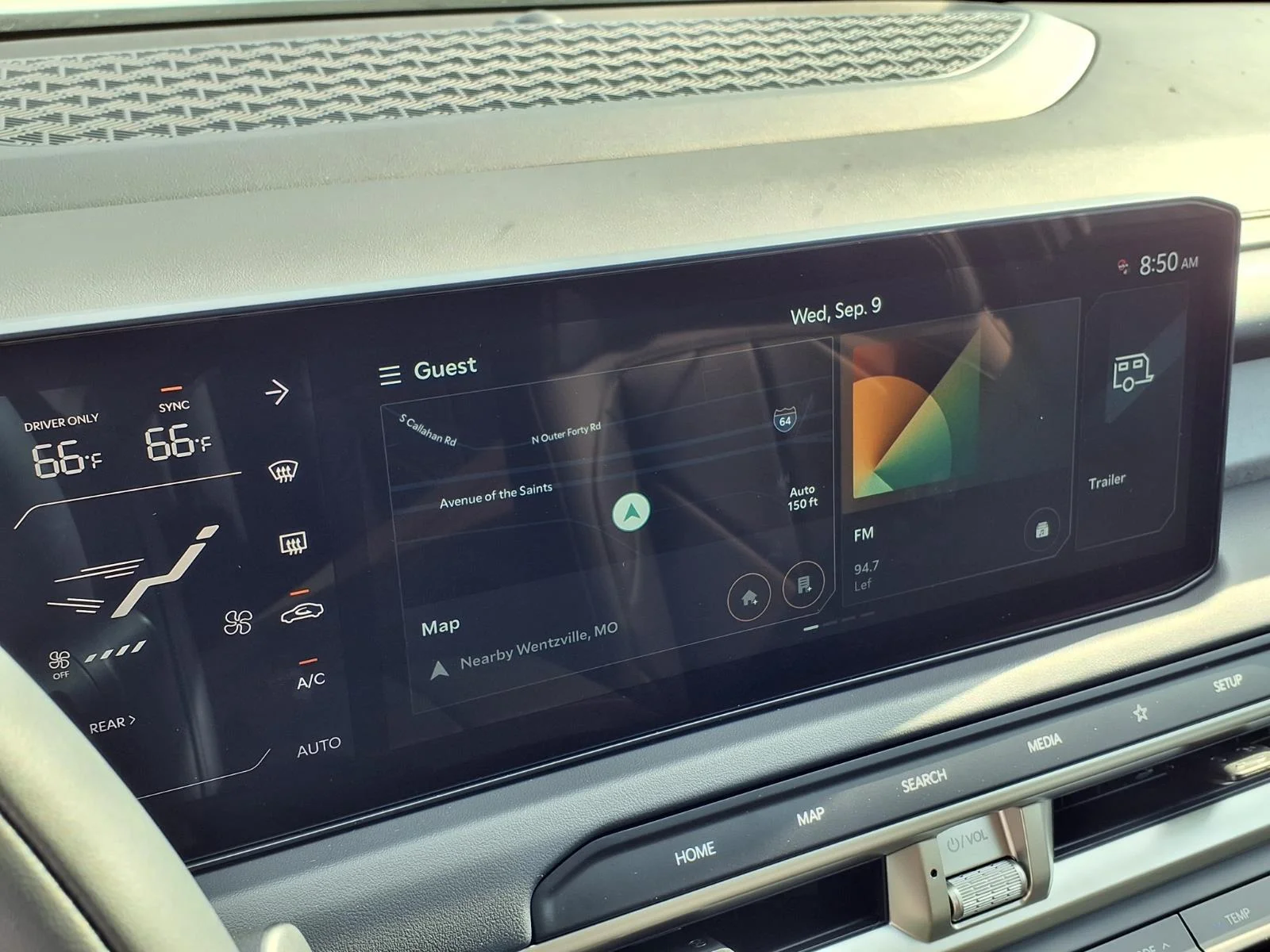 New 2027 Ivory Silver Kia EX image 3