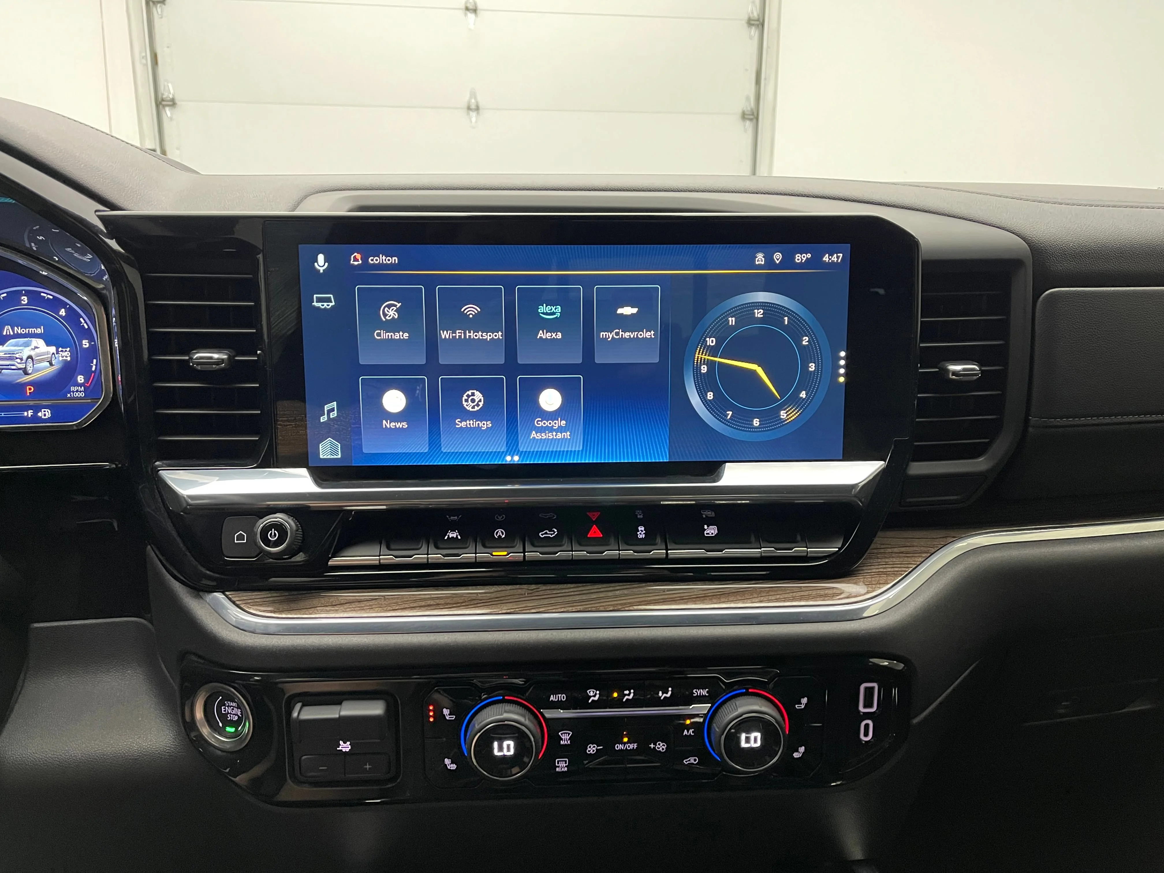 Used 2024 Summit White Chevrolet RST image 23