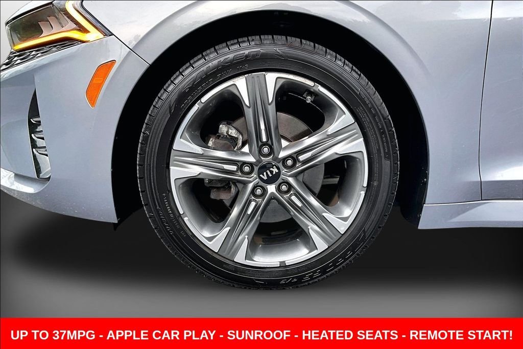 Used 2021 Silver Kia EX image 41