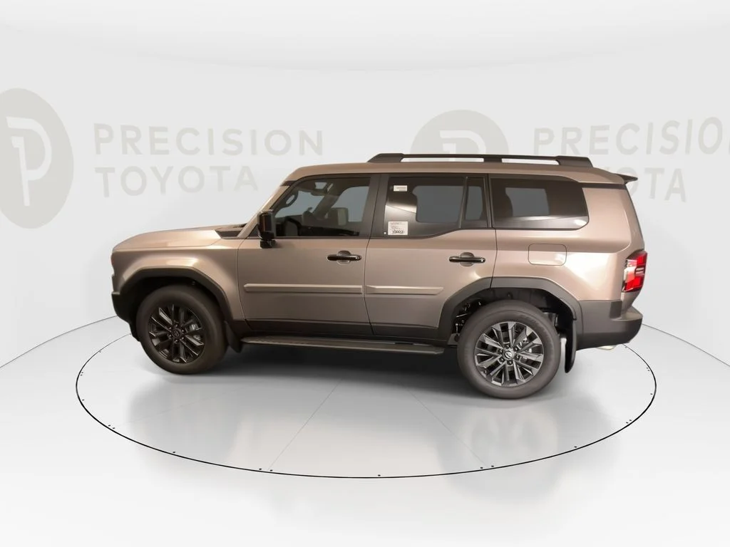 New 2027 Meteor Shower Toyota Land Cruiser image 12