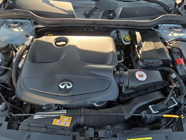 Used 2017 Silver INFINITI Luxury image 30