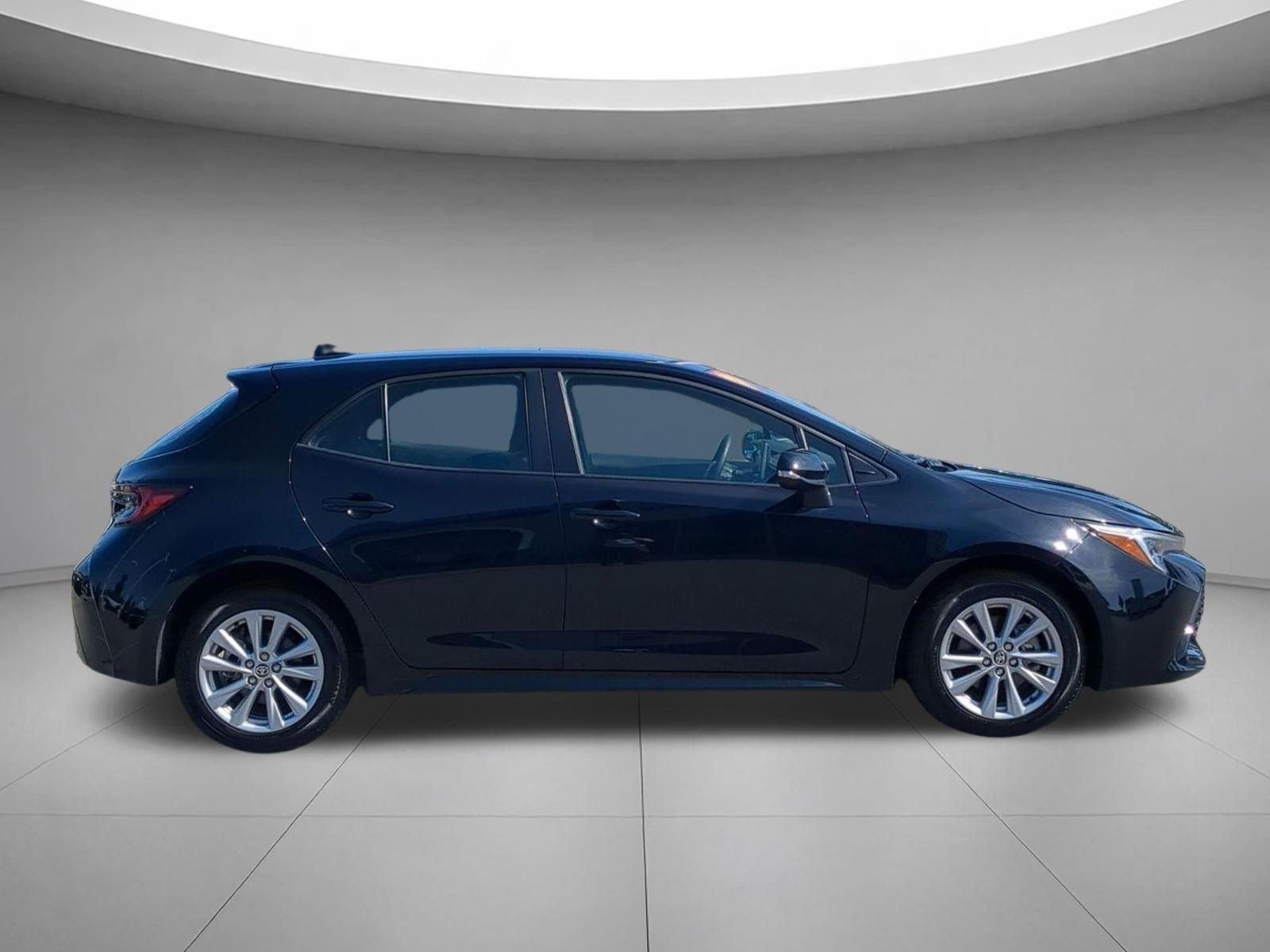 Used 2025 Midnight Black Metallic Toyota SE image 6