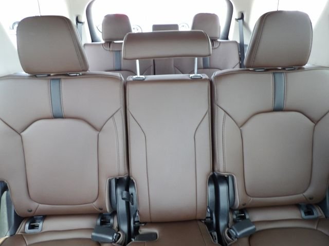 New 2026 Platinum White Pearl Honda Touring image 52
