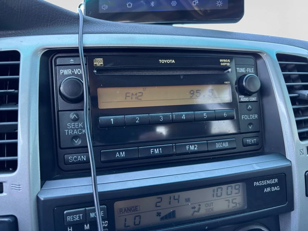 Used 2008 Silver Toyota SR5 image 22