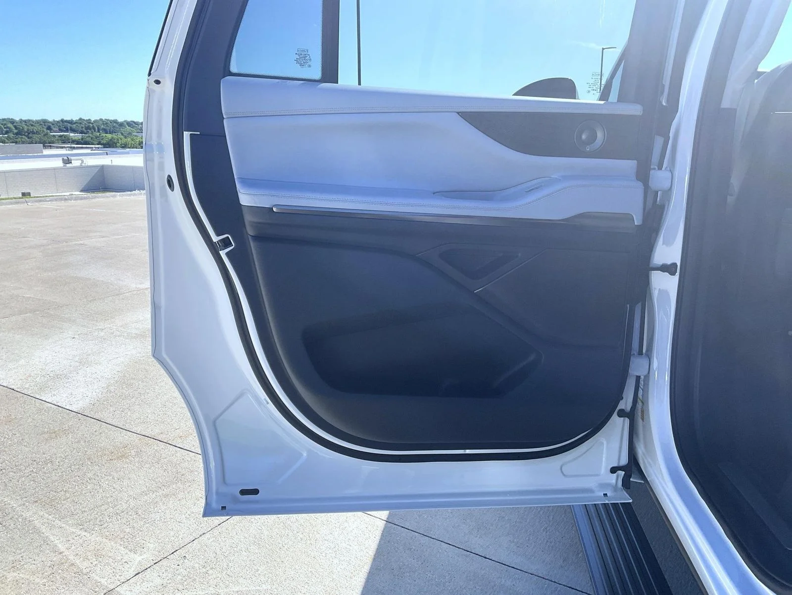 New 2026 White Lincoln Black Label image 18