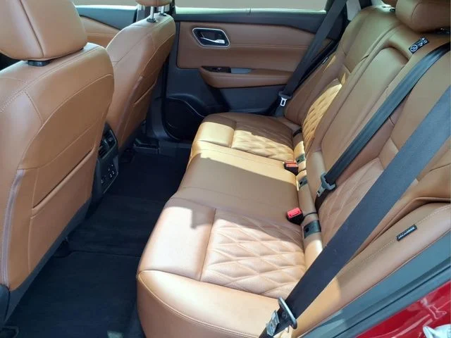 Used 2026 Red Nissan Platinum image 14