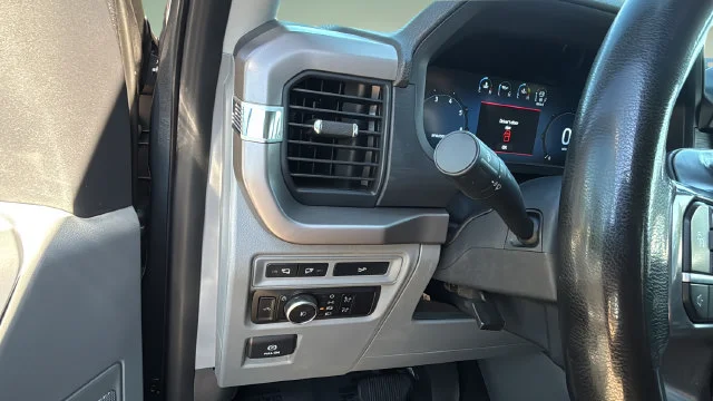 Used 2024 Gray Ford XLT image 22