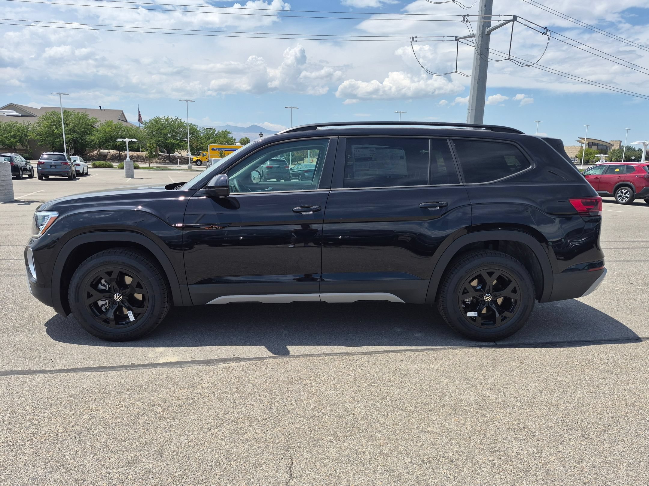 New 2026 Deep Black Pearl Volkswagen 2.0T Peak Edition image 7