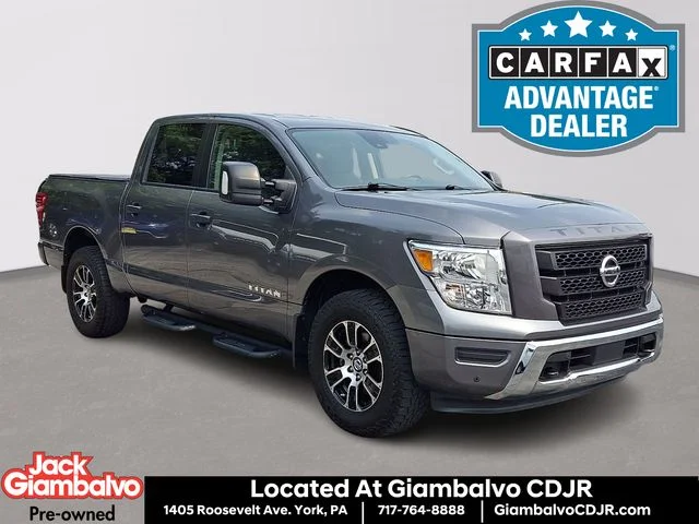 Used 2022 Gray Nissan SV image 1