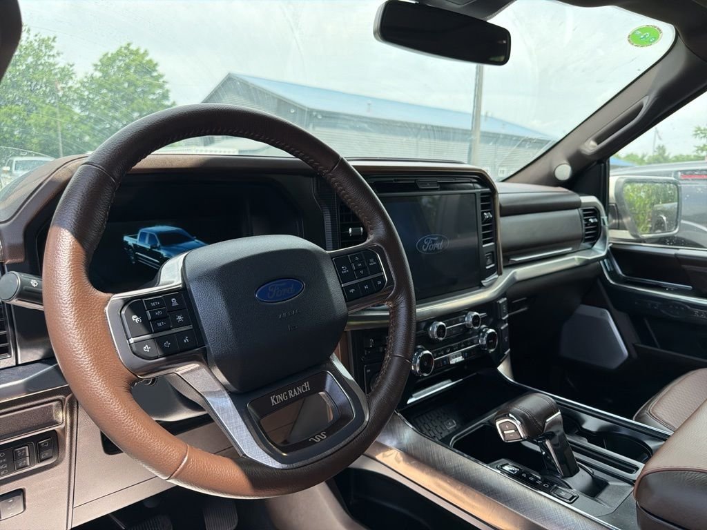 Used 2025 White Ford King Ranch image 14