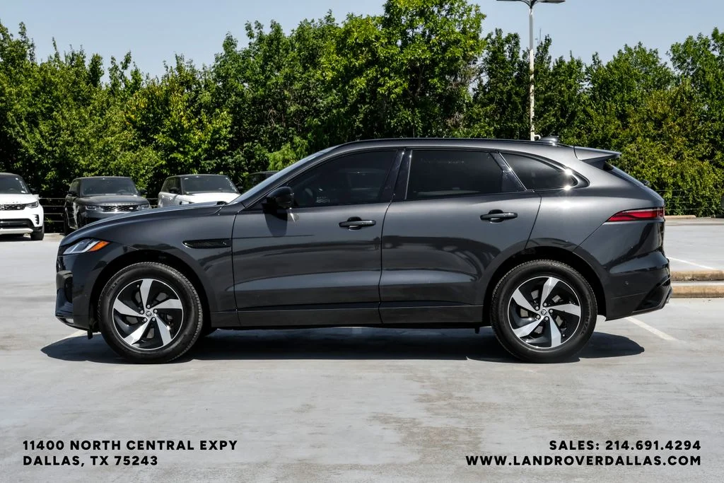 Used 2026 Grey Jaguar P400 R-Dynamic S image 9