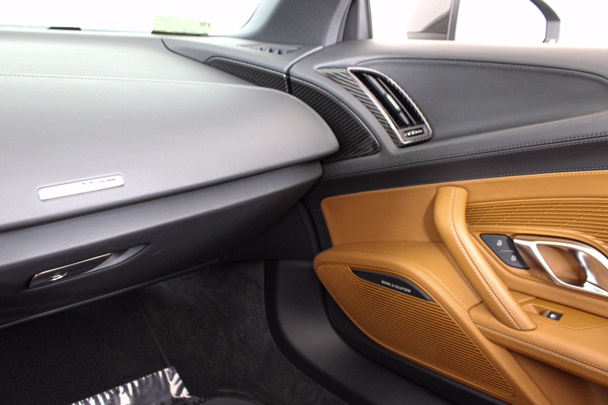 Used 2023 Black Audi V10 performance image 42