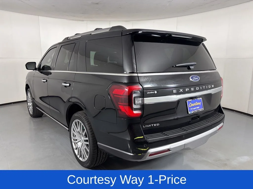 Used 2024 Black Ford Limited image 8