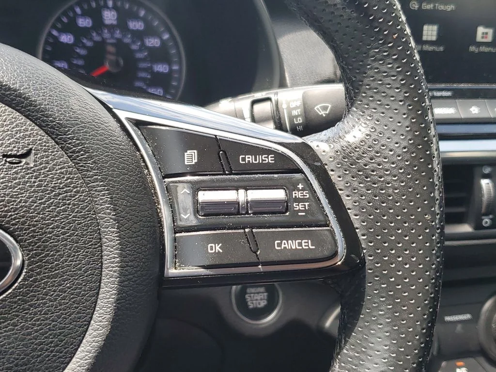 Used 2021 White Kia GT-Line image 26