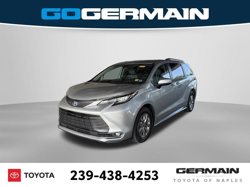 Used 2022 Silver Toyota XLE image 1