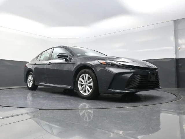 Used 2026  Toyota LE image 31