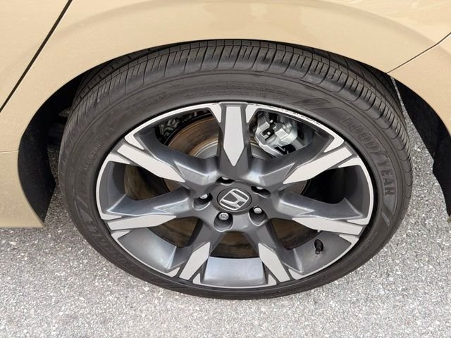 Used 2025 Beige Honda Sport Touring image 12