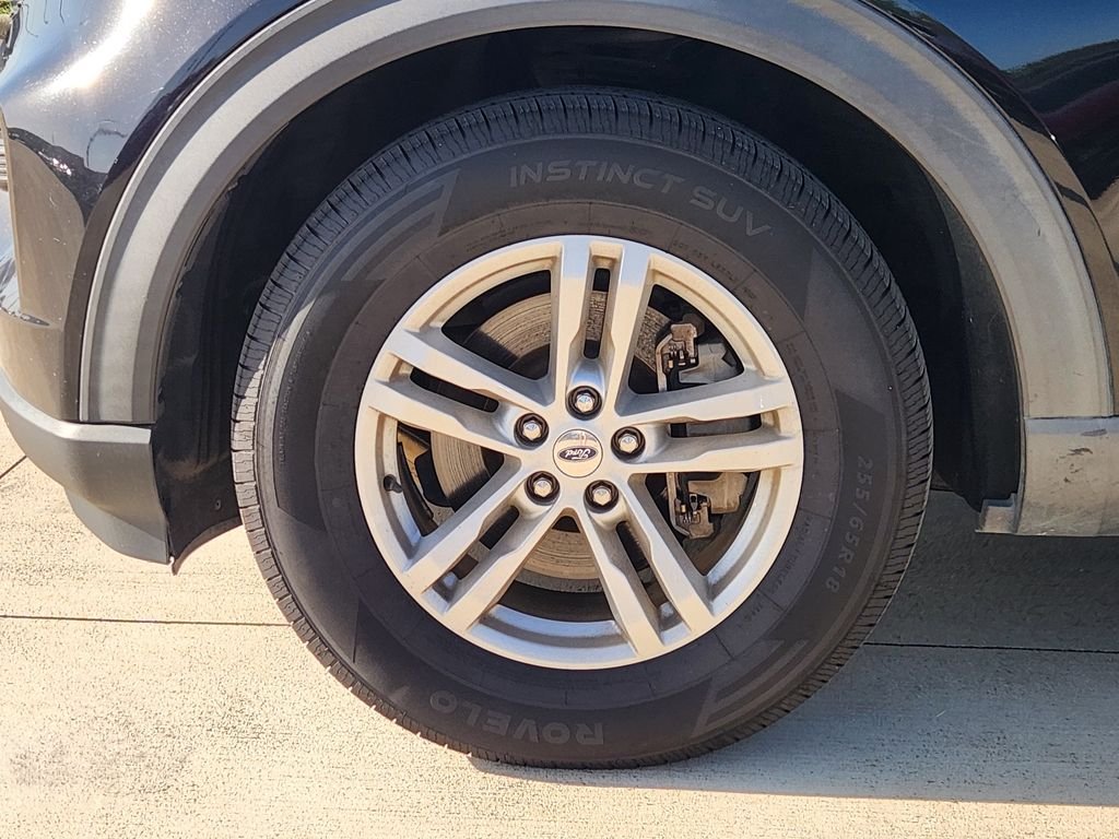 Used 2020 Agate Black Metallic Ford XLT image 12