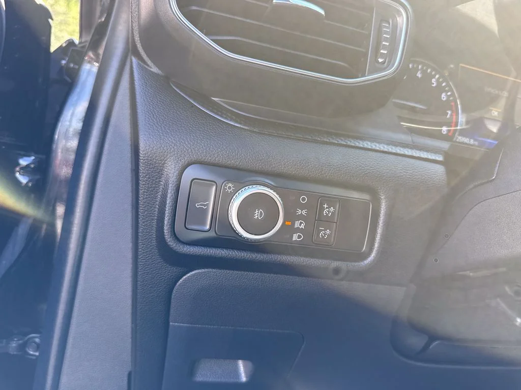 Used 2023 Black Metallic Ford ST-Line image 21