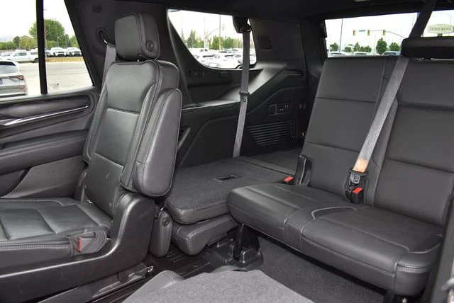 Used 2021 White Frost GMC Denali image 12
