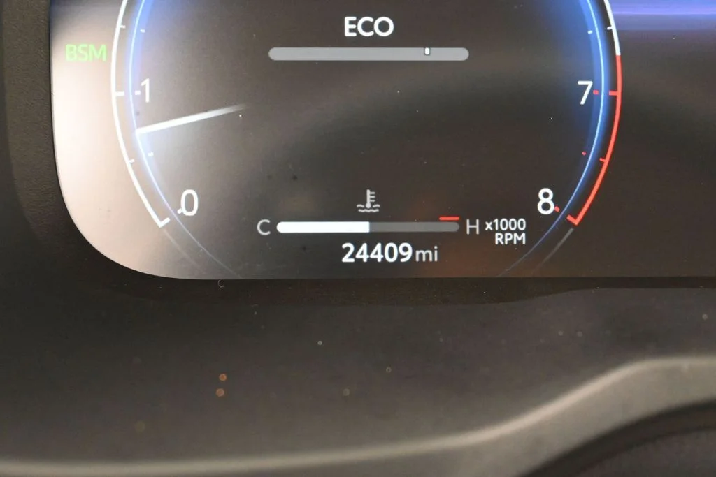 Used 2023 Ice Cap Toyota Limited image 28
