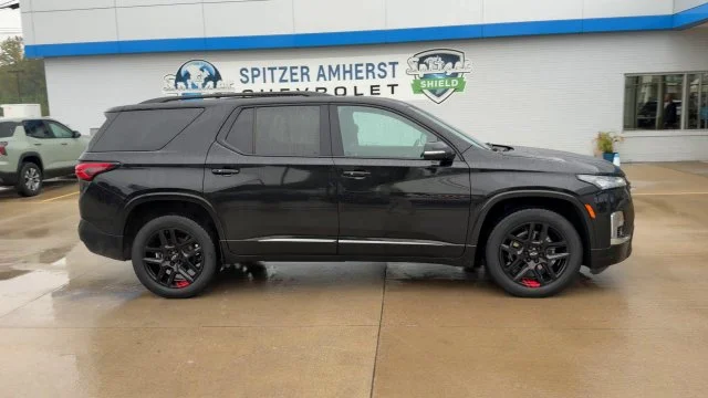 Used 2023 Black Chevrolet Premier image 17
