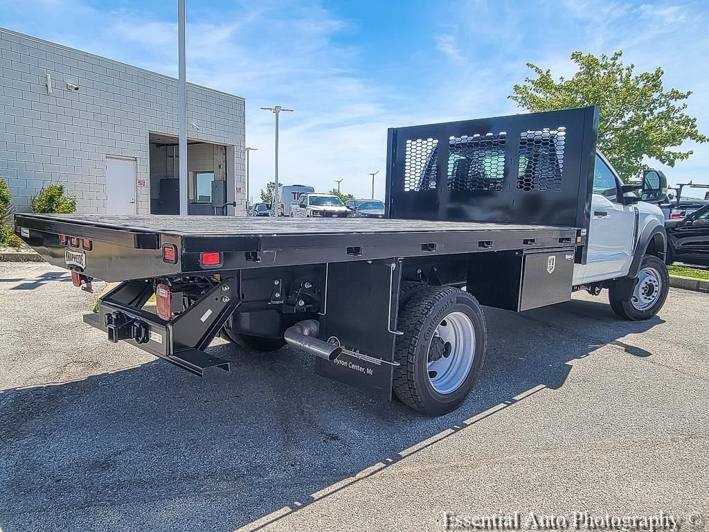 New 2025 Oxford White Ford F-450® XL image 7