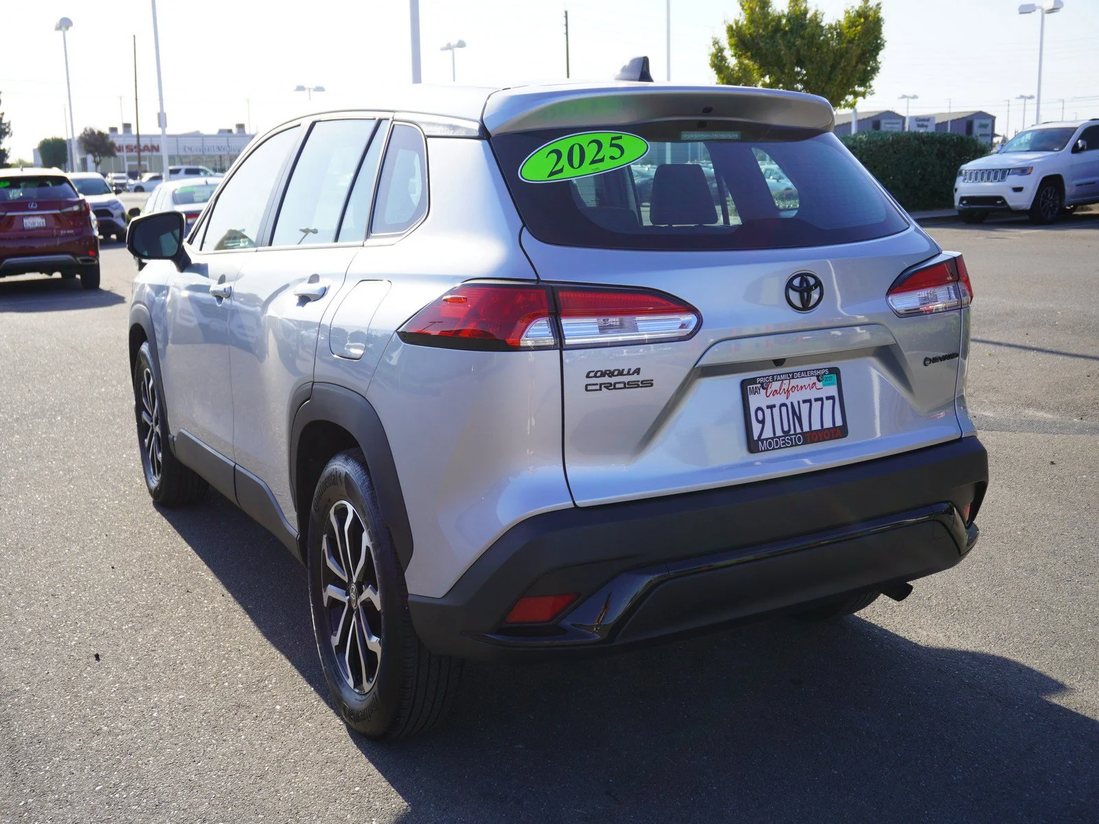 Used 2025 Silver Toyota Hybrid S image 8