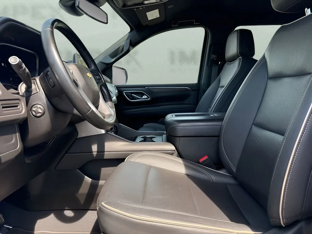 Used 2023 Summit White Chevrolet Premier image 9