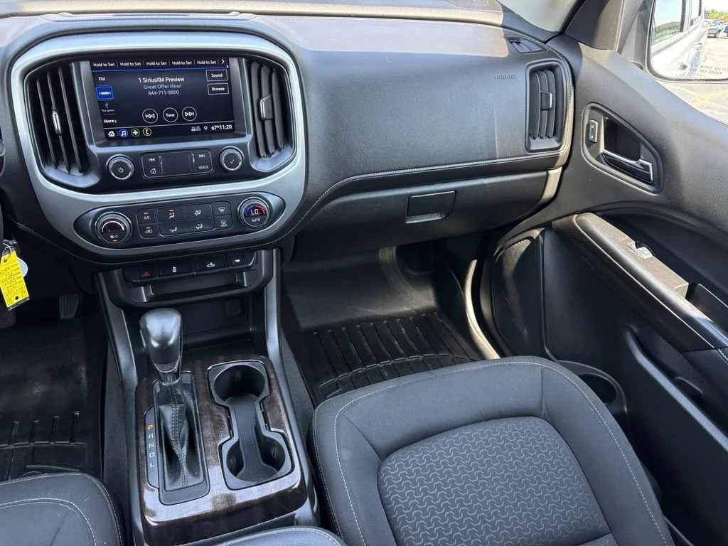 Used 2022 Summit White GMC Elevation image 22