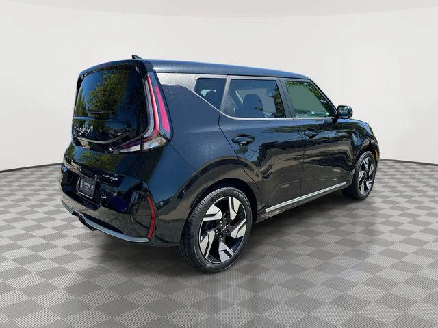 Used 2023 Fusion Black Kia GT-Line image 3