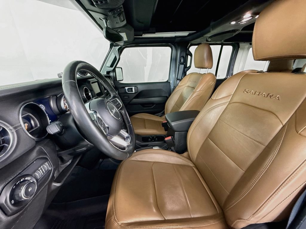 Used 2021 Gray Jeep Unlimited Sahara image 5