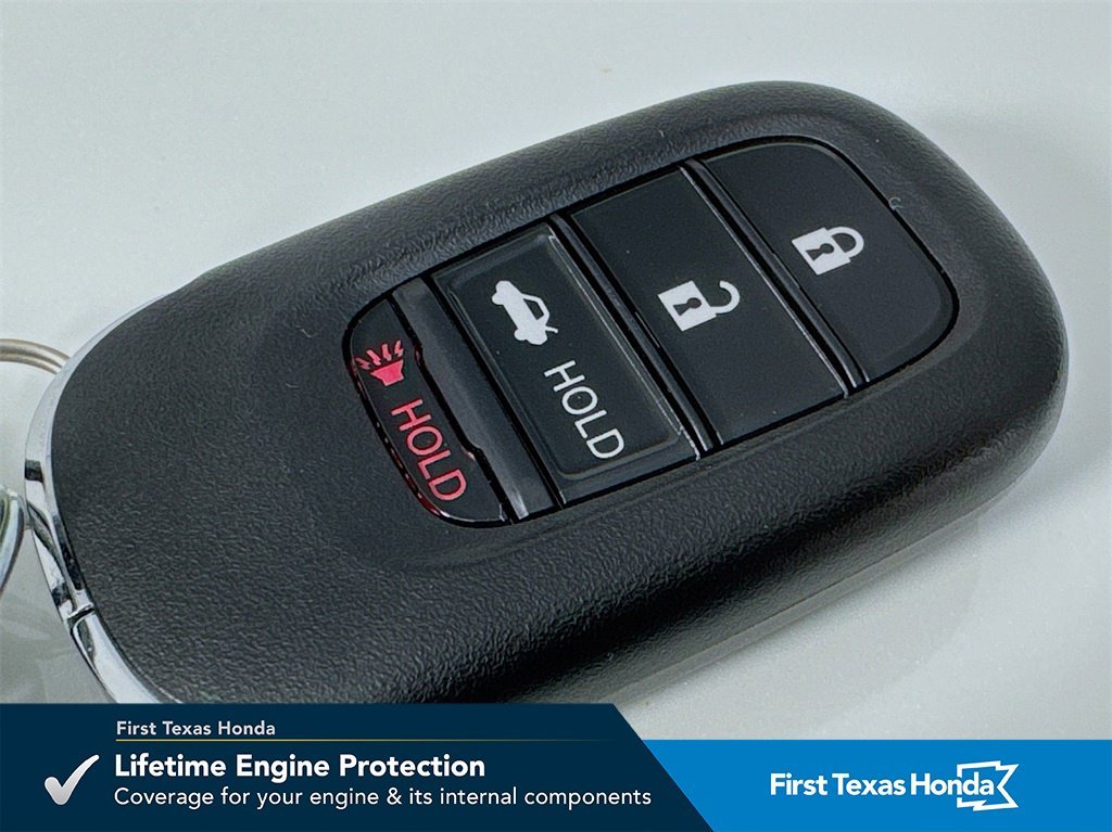 New 2026 Platinum White Pearl Honda LX image 37