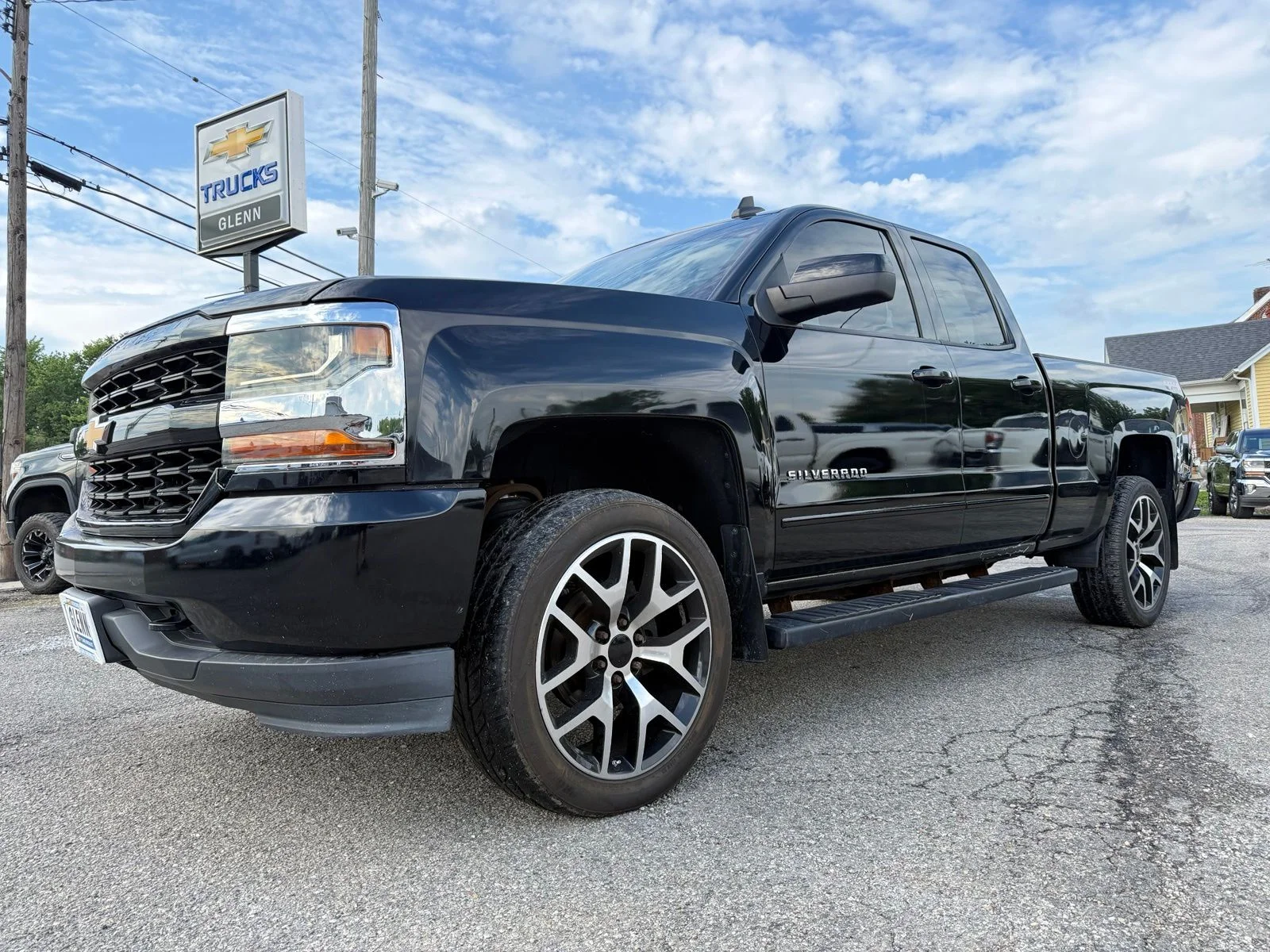 Used 2018 Black Chevrolet LT image 2