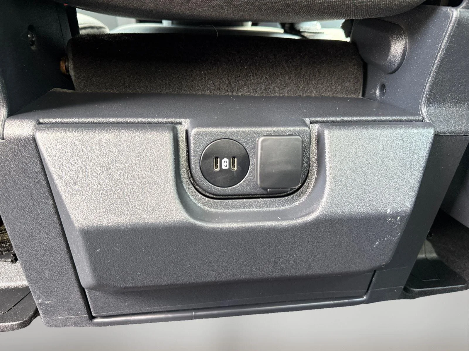 Used 2024 Iconic Silver Ford XLT image 20
