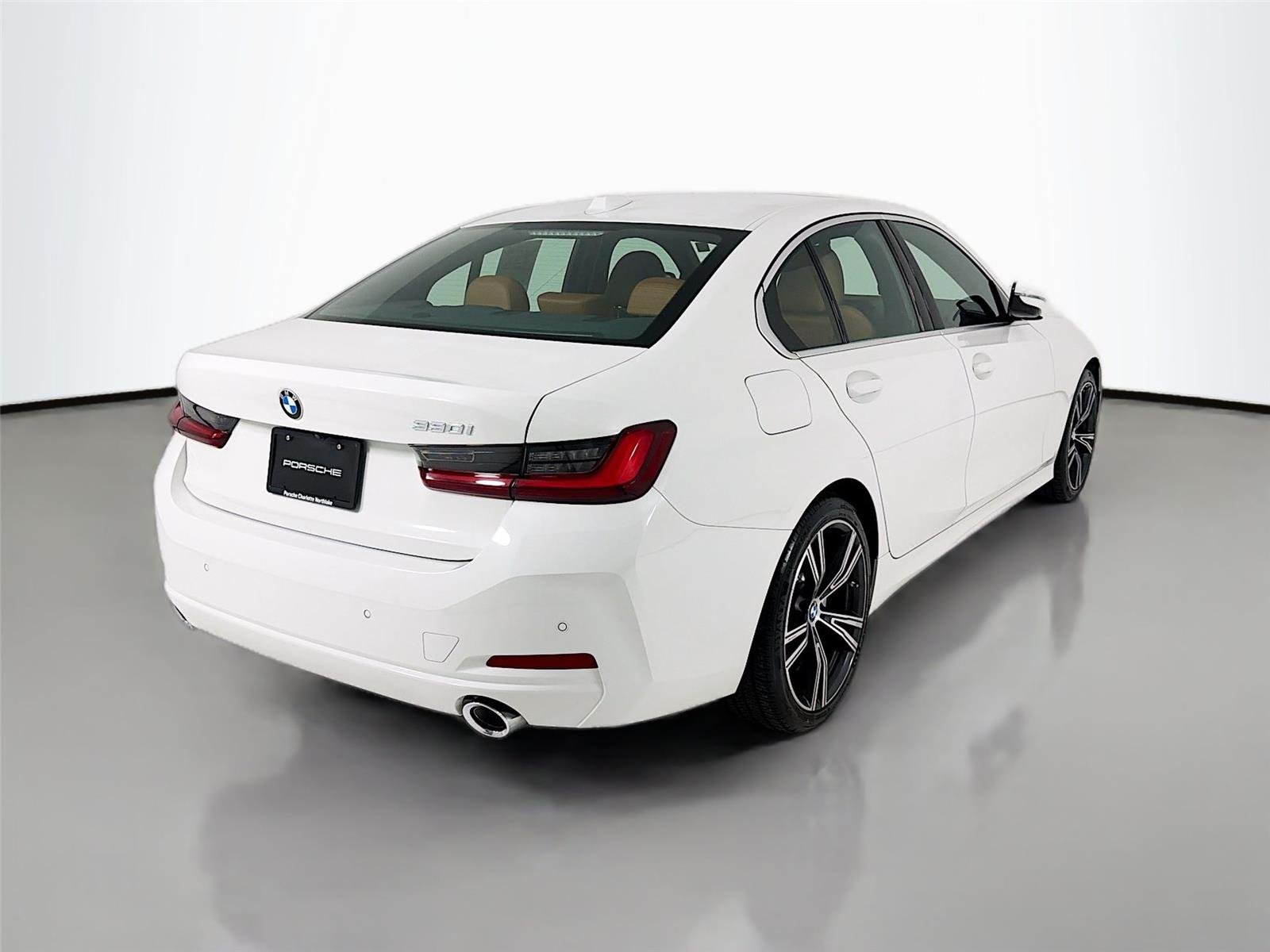 Used 2024 Alpine White BMW 330i image 23