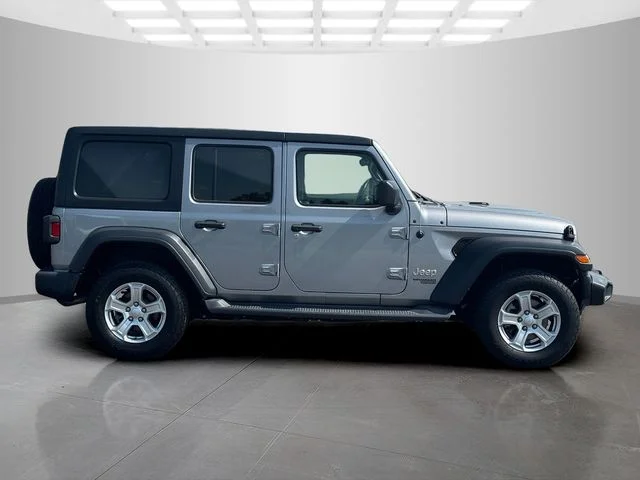 Certified Used 2020 Silver Jeep Unlimited Sport S image 8