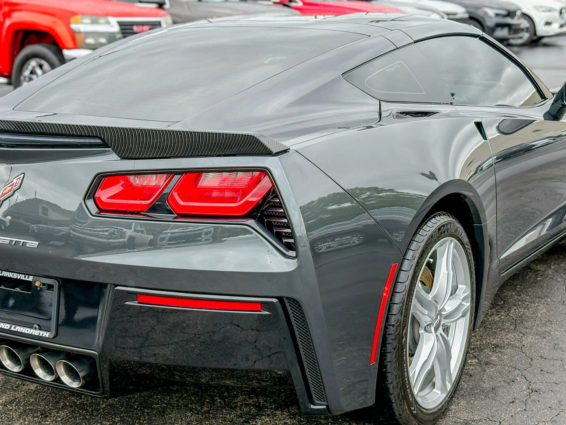 Used 2017 Gray Chevrolet Stingray image 19