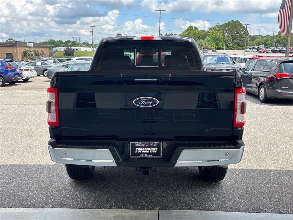 Used 2023 Black Metallic Ford Lariat image 25