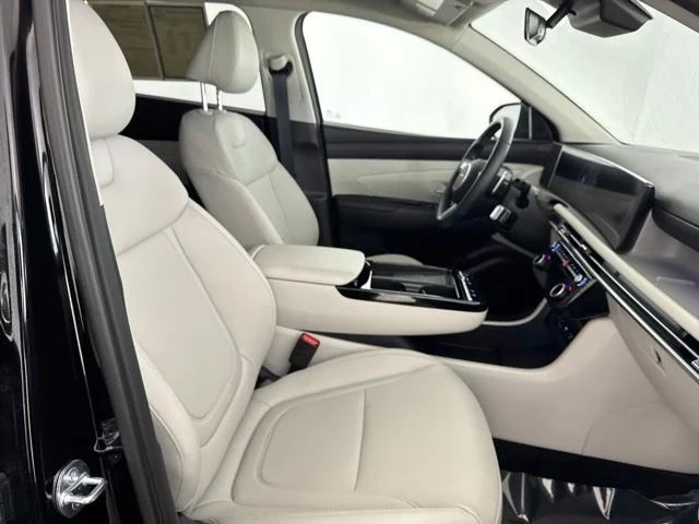 Used 2026 Gray Hyundai SEL Convenience image 26