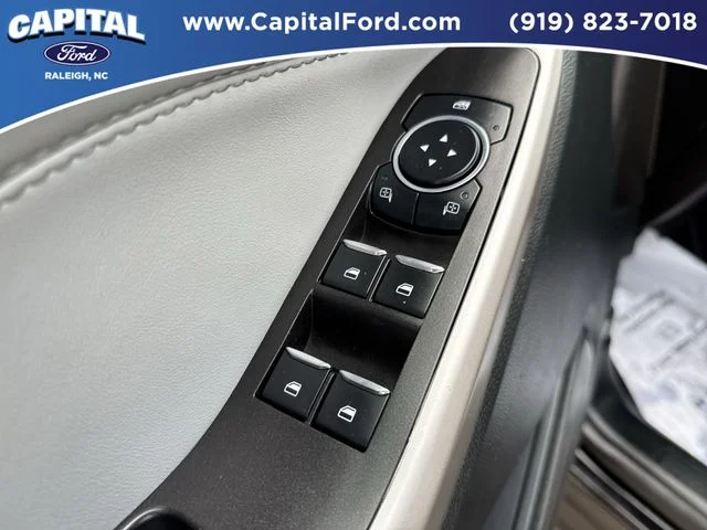 Used 2023 Black Ford XLT image 20