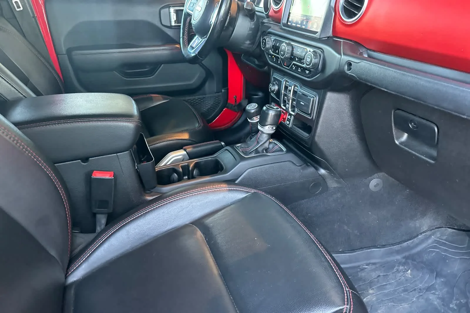 Certified Used 2020 Firecracker Red Clearcoat Jeep Rubicon image 15