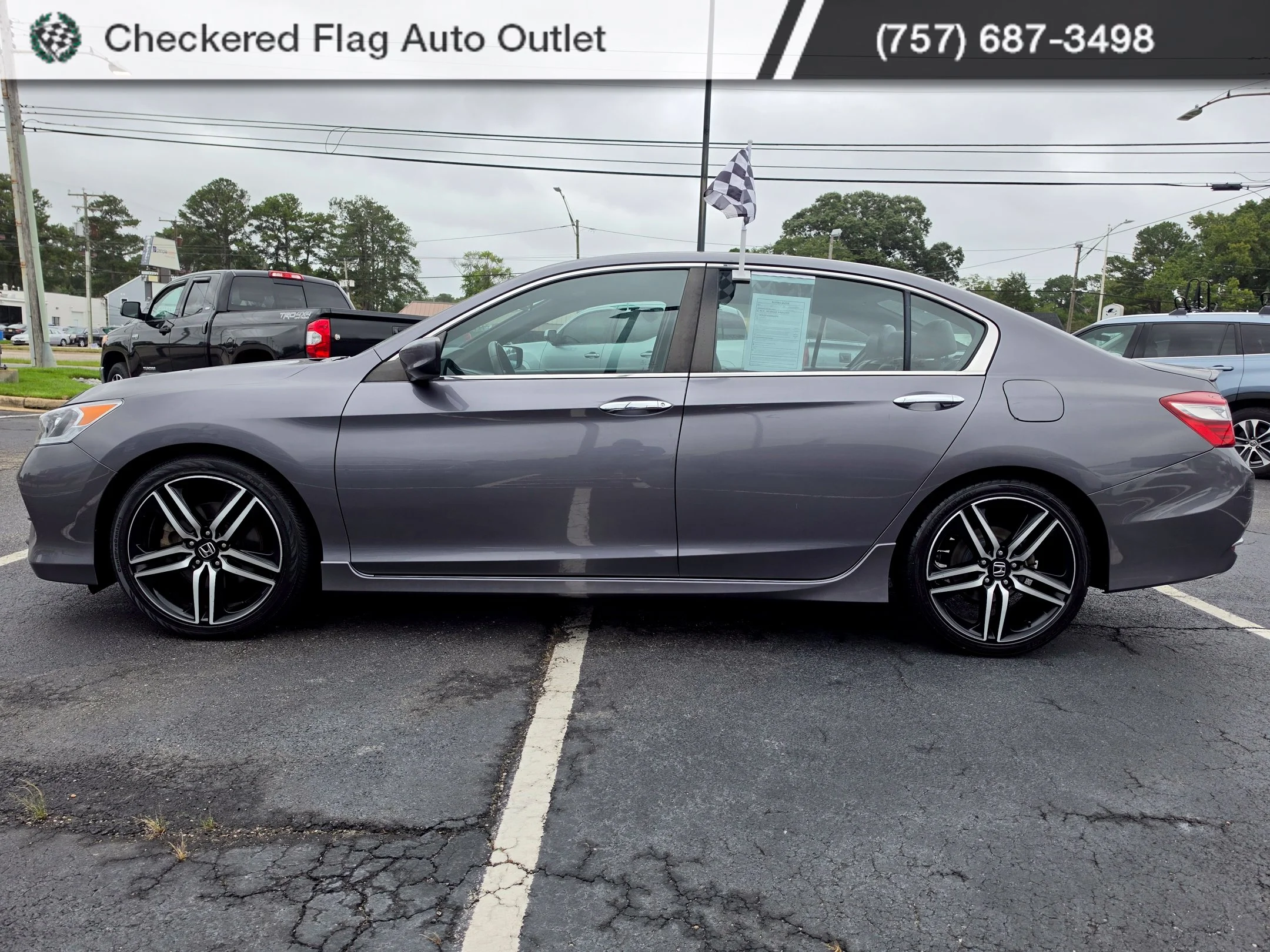 Used 2016 Modern Steel Metallic Honda Sport image 2