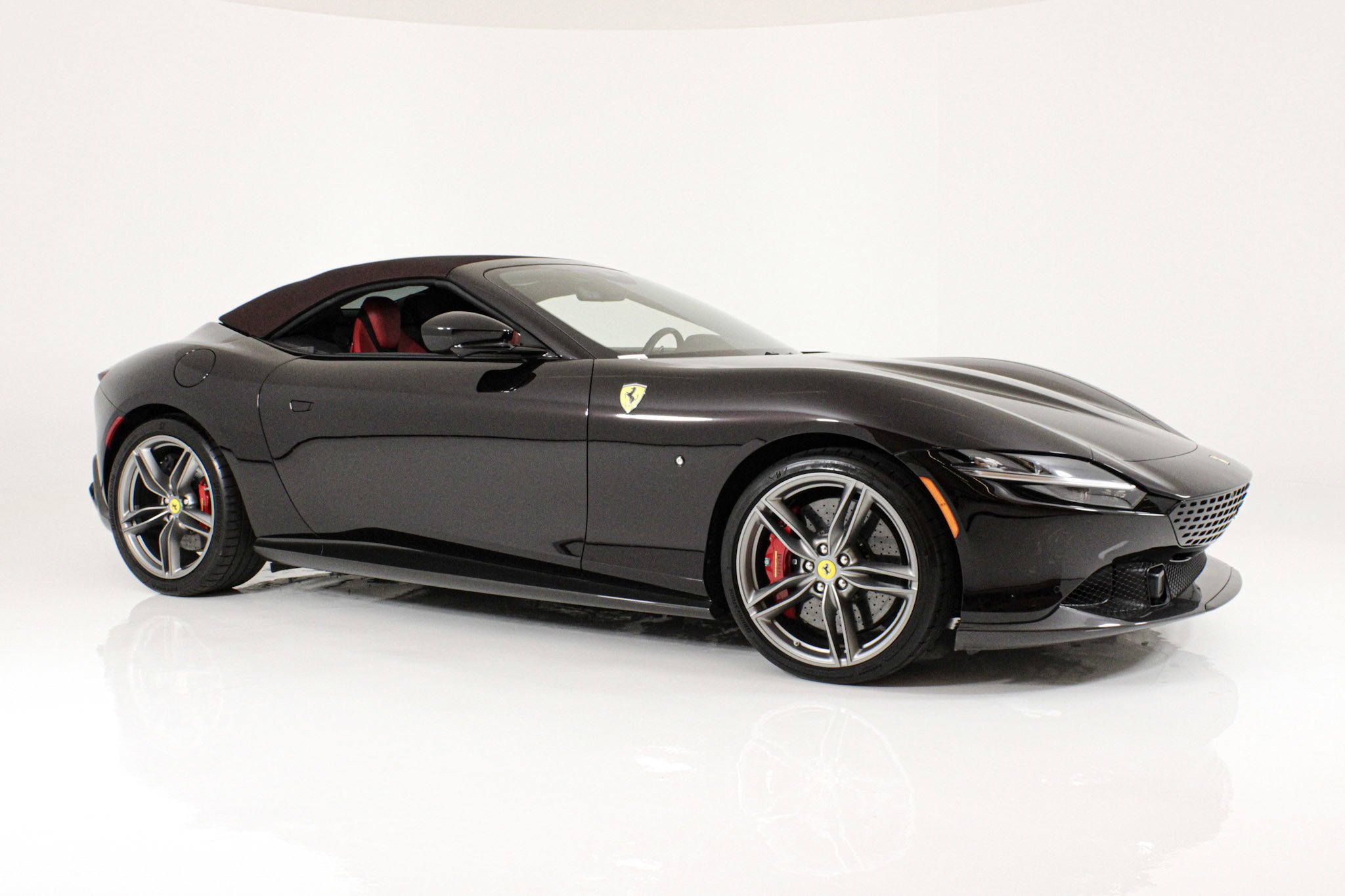 Certified Used 2024 Nero Purosangue Ferrari  image 18