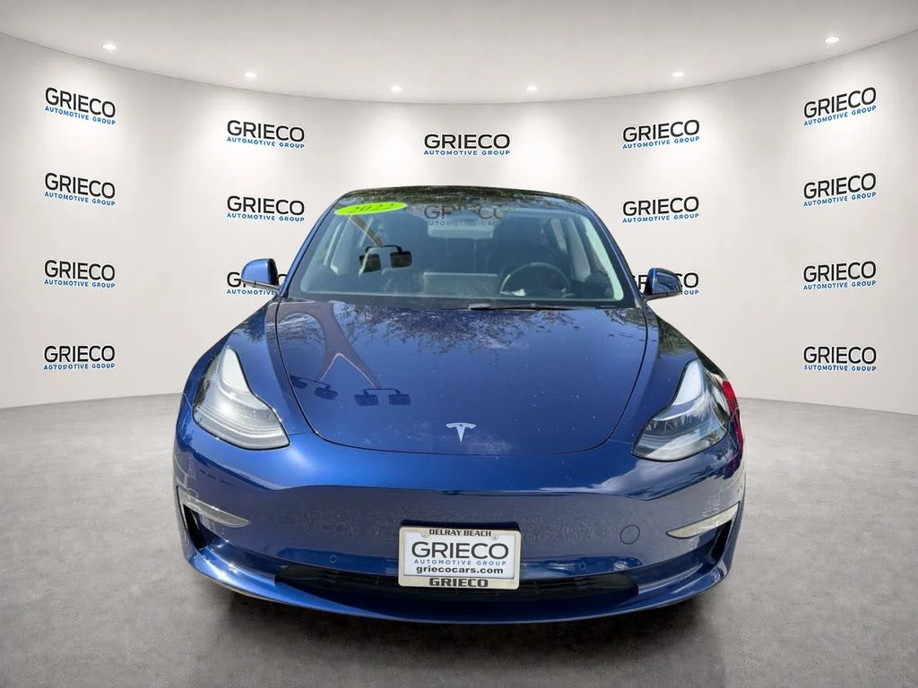 Used 2022  Tesla Long Range image 2