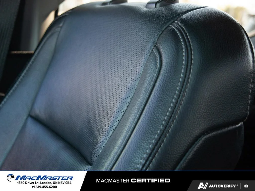 Used 2017  Ford  image 26