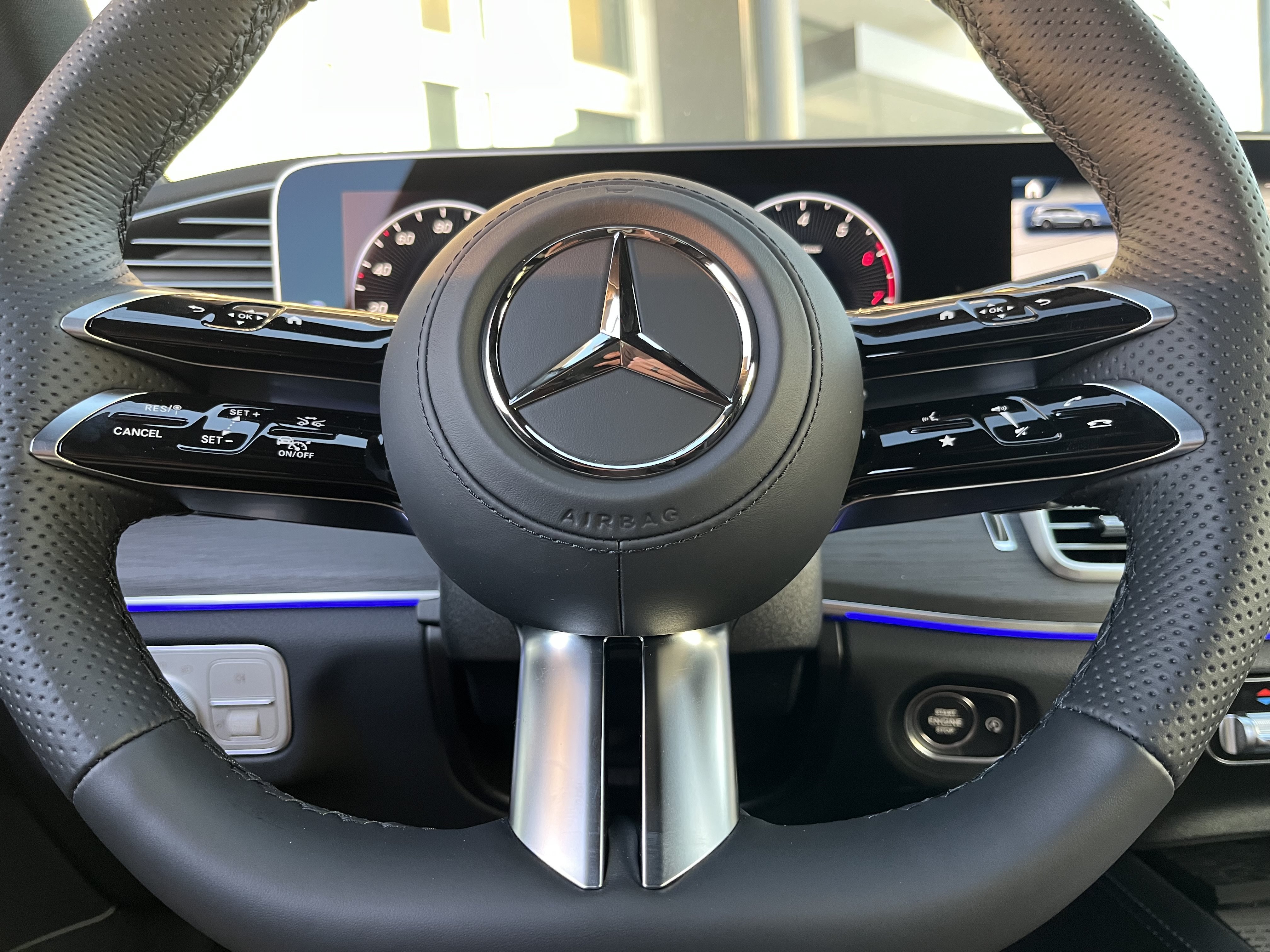 New 2026 MOONLIGHT WHITE Mercedes-Benz GLS 450 image 22