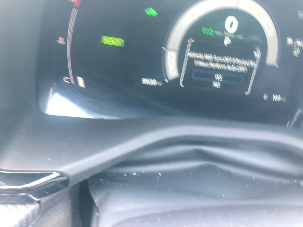 Used 2025  Toyota SE image 24