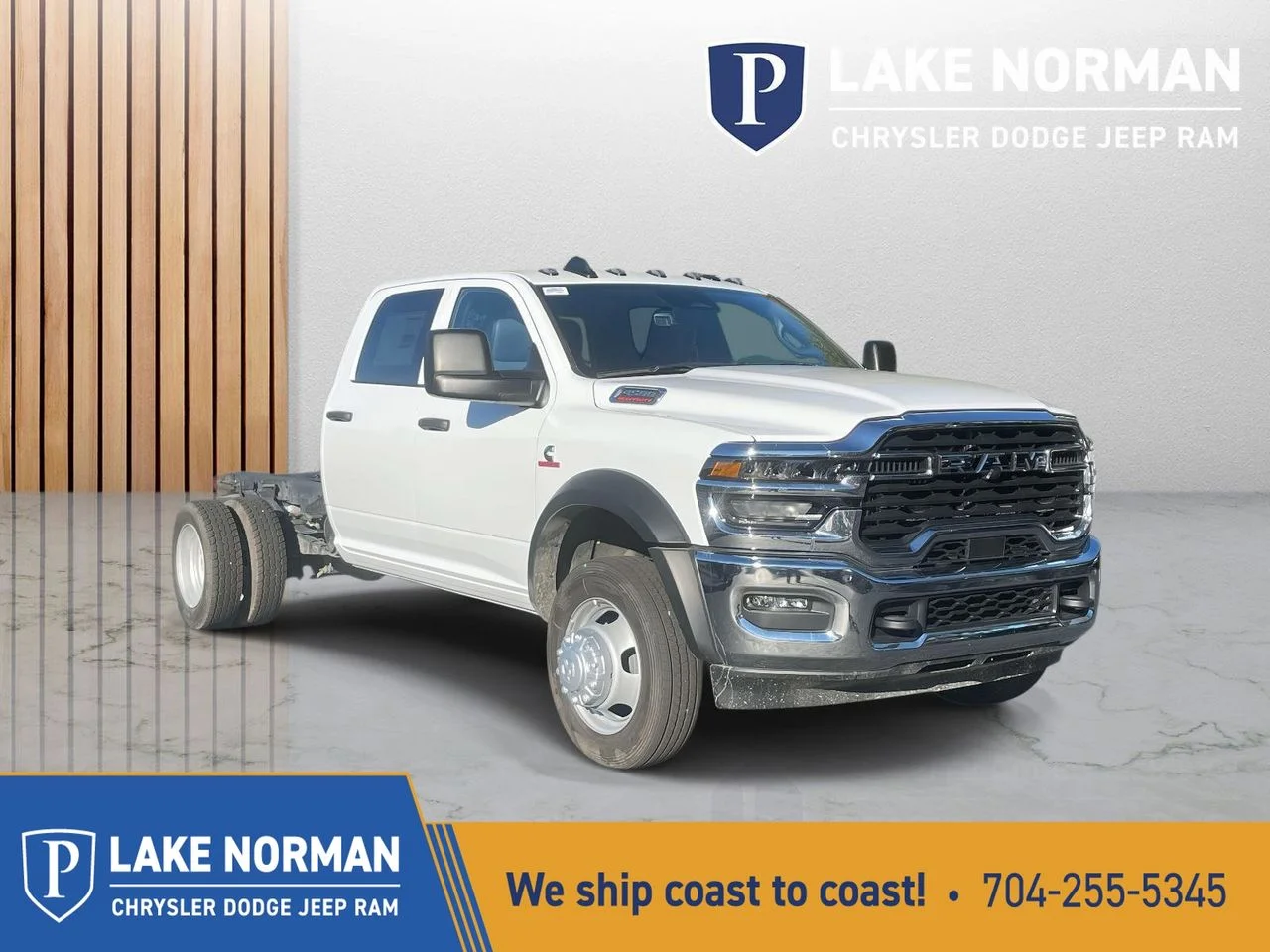 2026 RAM 4500 Tradesman 4X4 Crew Cab DRW 173" WB's photo