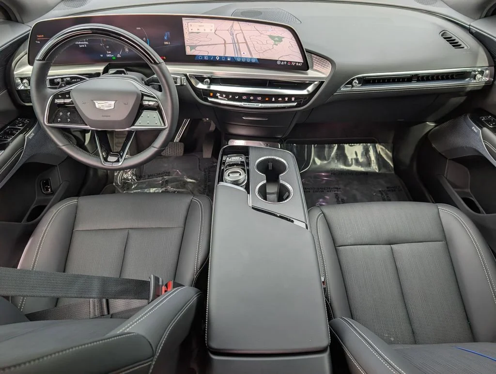 Certified Used 2026 Celestial Metallic Cadillac Premium Luxury image 19